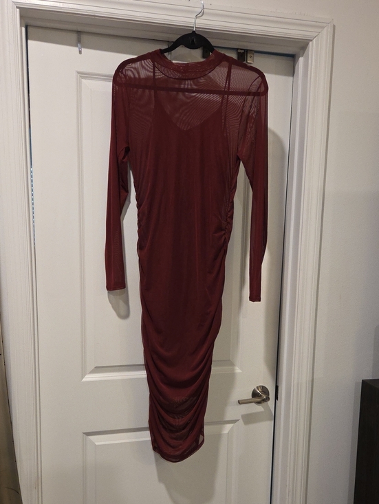 Derek Heart Dresses & Skirts - Derek Heart Burgundy Long Sleeve Sheer Ruched Midi Dress Size L, New W/tag!